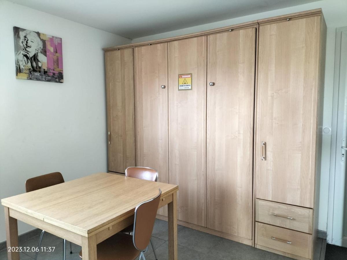 2 Sdb - 2 Chambres - 1 Lit D'Appoint Enfants モンテギュ エクステリア 写真